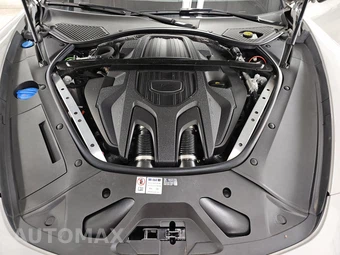 2023 Porsche Panamera 4S – miniatura 15