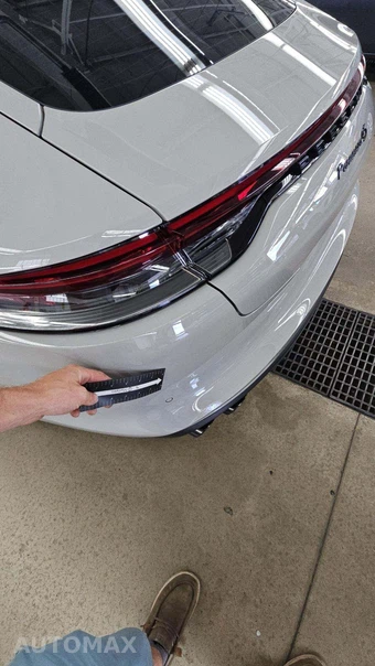 2023 Porsche Panamera 4S – miniatura 22