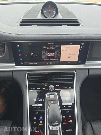 2023 Porsche Panamera Platinum Edition – miniatura 10