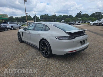 2023 Porsche Panamera Platinum Edition – miniatura 2