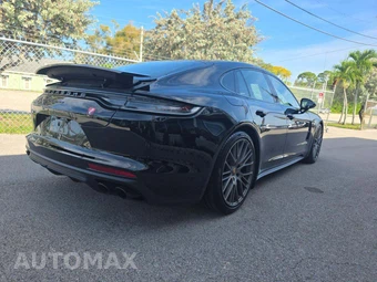 2023 Porsche Panamera Platinum Edition – miniatura 3