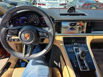 2023 Porsche Panamera Platinum Edition – miniatura 10