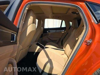 2023 Porsche Panamera Platinum Edition – miniatura 13