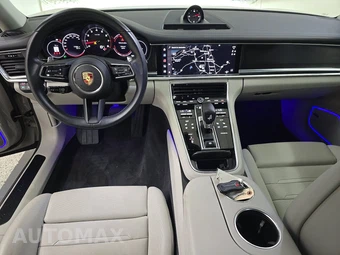 2023 Porsche Panamera Platinum Edition – miniatura 11