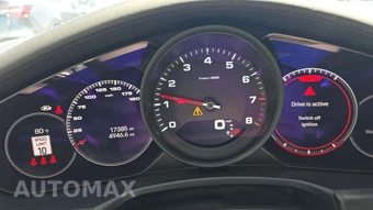 2023 Porsche Panamera Platinum Edition – miniatura 18