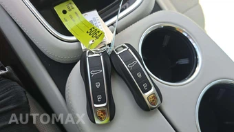 2023 Porsche Panamera Platinum Edition – miniatura 19