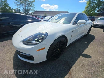2023 Porsche Panamera Platinum Edition