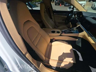 2023 Porsche Panamera Platinum Edition - miniatura 18