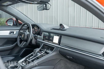 2023 Porsche Panamera Platinum Edition - miniatura 24