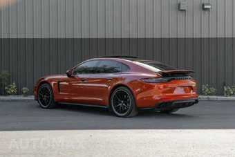 2023 Porsche Panamera Platinum Edition - miniatura 4