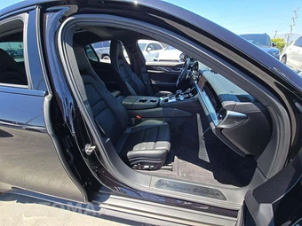 2023 Porsche Panamera Platinum Edition – miniatura 15