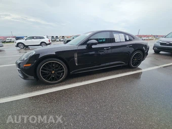 2023 Porsche Panamera Platinum Edition