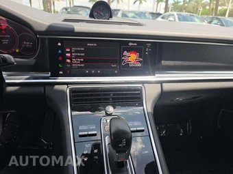 2023 Porsche Panamera Platinum Edition – miniatura 10