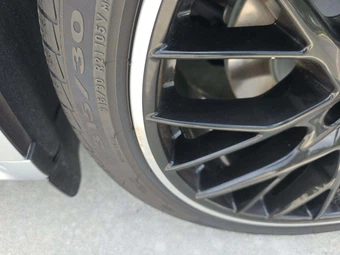 2023 Porsche Panamera Platinum Edition – miniatura 22