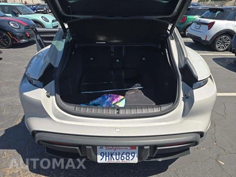 2023 Porsche Taycan 4 Cross Turismo – miniatura 14
