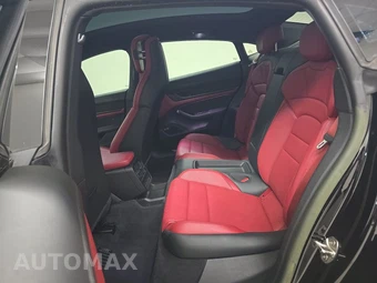 2023 Porsche Taycan 4S – miniatura 13