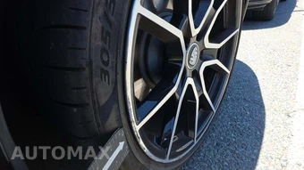 2023 Porsche Taycan 4S – miniatura 26