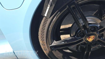 2023 Porsche Taycan GTS Sport Turismo - miniatura 23