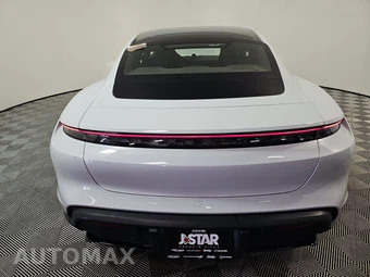 2023 Porsche Taycan GTS – miniatura 5