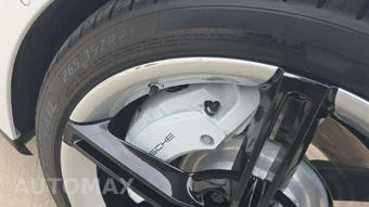 2023 Porsche Taycan Turbo – miniatura 24