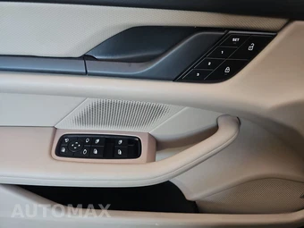 2023 Porsche Taycan - miniatura 19