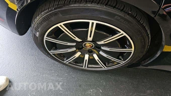 2023 Porsche Taycan – miniatura 23