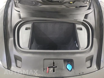 2023 Porsche Taycan - miniatura 15