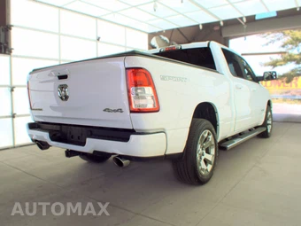 2023 Ram 1500 Big Horn Crew Cab Medium Bed - miniatura 4