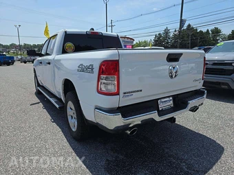 2023 Ram 1500 Big Horn Crew Cab Medium Bed - miniatura 2
