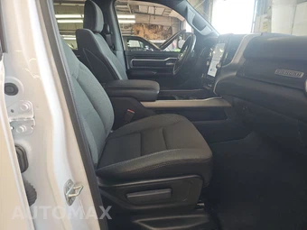 2023 Ram 1500 Big Horn Crew Cab Medium Bed - miniatura 8
