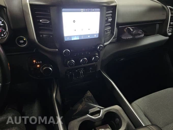 2023 Ram 1500 Big Horn Crew Cab Medium Bed - miniatura 11