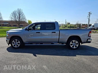 2023 Ram 1500 Big Horn Crew Cab Medium Bed - miniatura 4