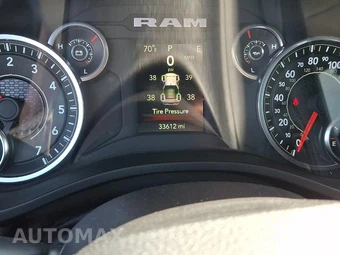 2023 Ram 1500 Big Horn Crew Cab Medium Bed - miniatura 7