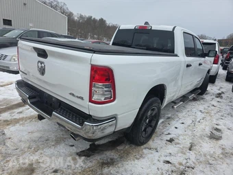 2023 Ram 1500 Big Horn Crew Cab Medium Bed - miniatura 4
