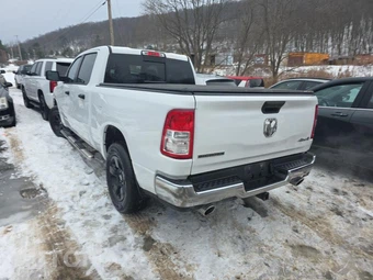 2023 Ram 1500 Big Horn Crew Cab Medium Bed - miniatura 6