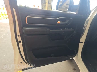 2023 Ram 1500 Big Horn Crew Cab Medium Bed - miniatura 9