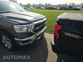 2023 Ram 1500 Big Horn Crew Cab Medium Bed - miniatura 2