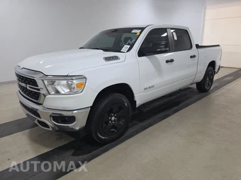 2023 Ram 1500 Big Horn Crew Cab Medium Bed - samochód z USA z aukcji Manheim, oferta Kup Teraz w AUTOMAX