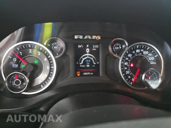 2023 Ram 1500 Big Horn Crew Cab Medium Bed - miniatura 12