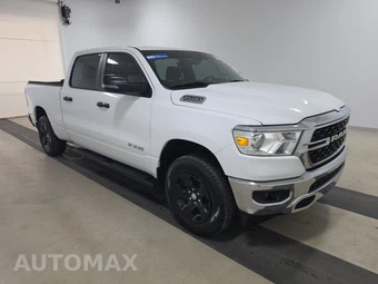 2023 Ram 1500 Big Horn Crew Cab Medium Bed - miniatura 3
