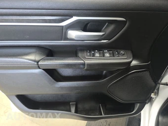 2023 Ram 1500 Big Horn Crew Cab Medium Bed - miniatura 9