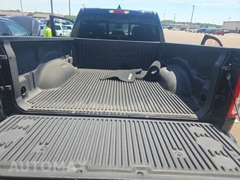 2023 Ram 1500 Big Horn Crew Cab Medium Bed - miniatura 16