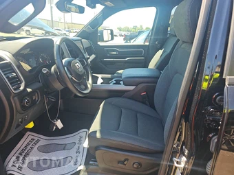 2023 Ram 1500 Big Horn Crew Cab Medium Bed - miniatura 7
