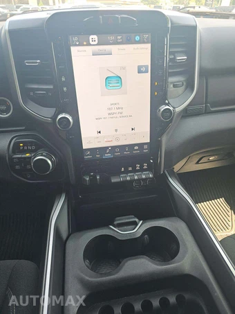 2023 Ram 1500 Big Horn Crew Cab Medium Bed - miniatura 10