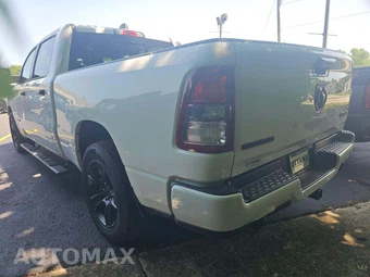 2023 Ram 1500 Big Horn Crew Cab Medium Bed - miniatura 2