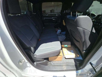 2023 Ram 1500 Big Horn Crew Cab Medium Bed - miniatura 13