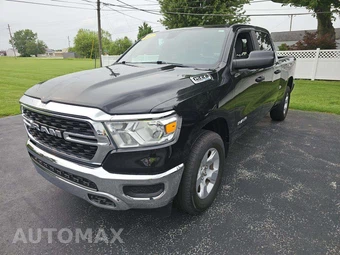 2023 Ram 1500 Big Horn Crew Cab Medium Bed - samochód z USA z aukcji Manheim, oferta Kup Teraz w AUTOMAX