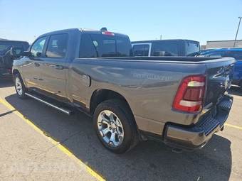2023 Ram 1500 Big Horn Crew Cab Medium Bed - miniatura 6
