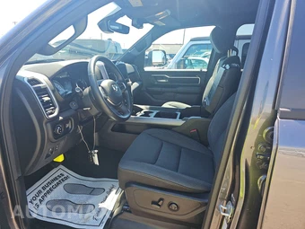 2023 Ram 1500 Big Horn Crew Cab Medium Bed - miniatura 7