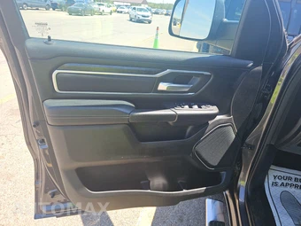 2023 Ram 1500 Big Horn Crew Cab Medium Bed - miniatura 9